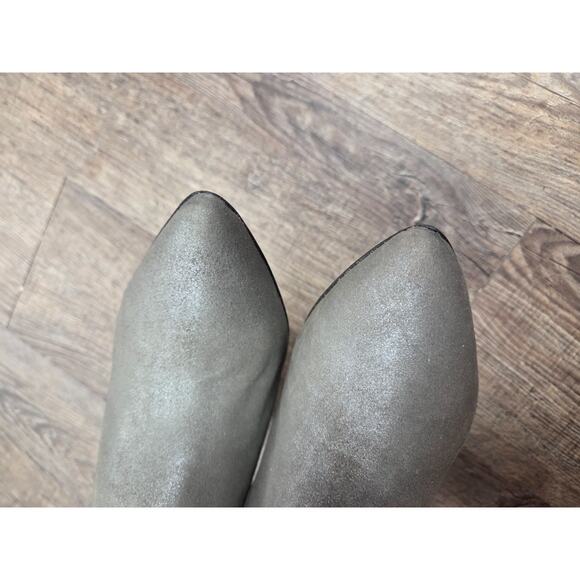 Pour La Victoire Alyssan Boots 9.5 Gray Silver Suede Heeled Pointed Toe Booties - Picture 6 of 9